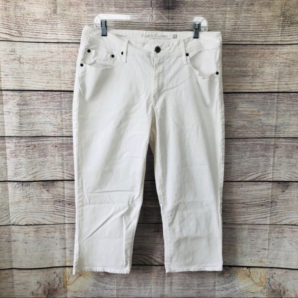 Faded Glory Capri pants size 16